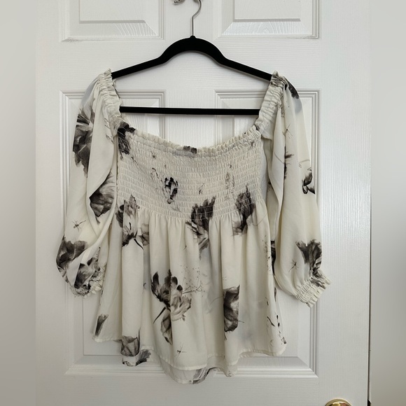 Express Off the Shoulder Floral Smocked Long Sleeve Top - Picture 3 of 5